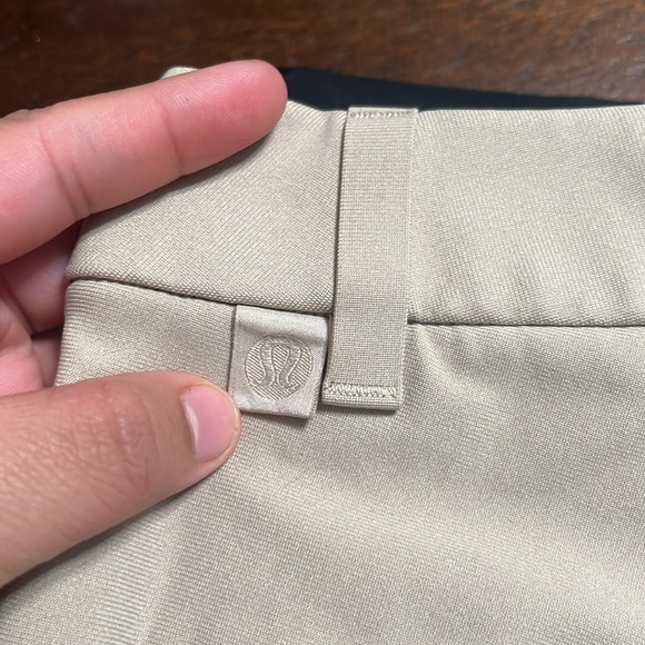 Lululemon men kaki pants - Picture 2 of 9